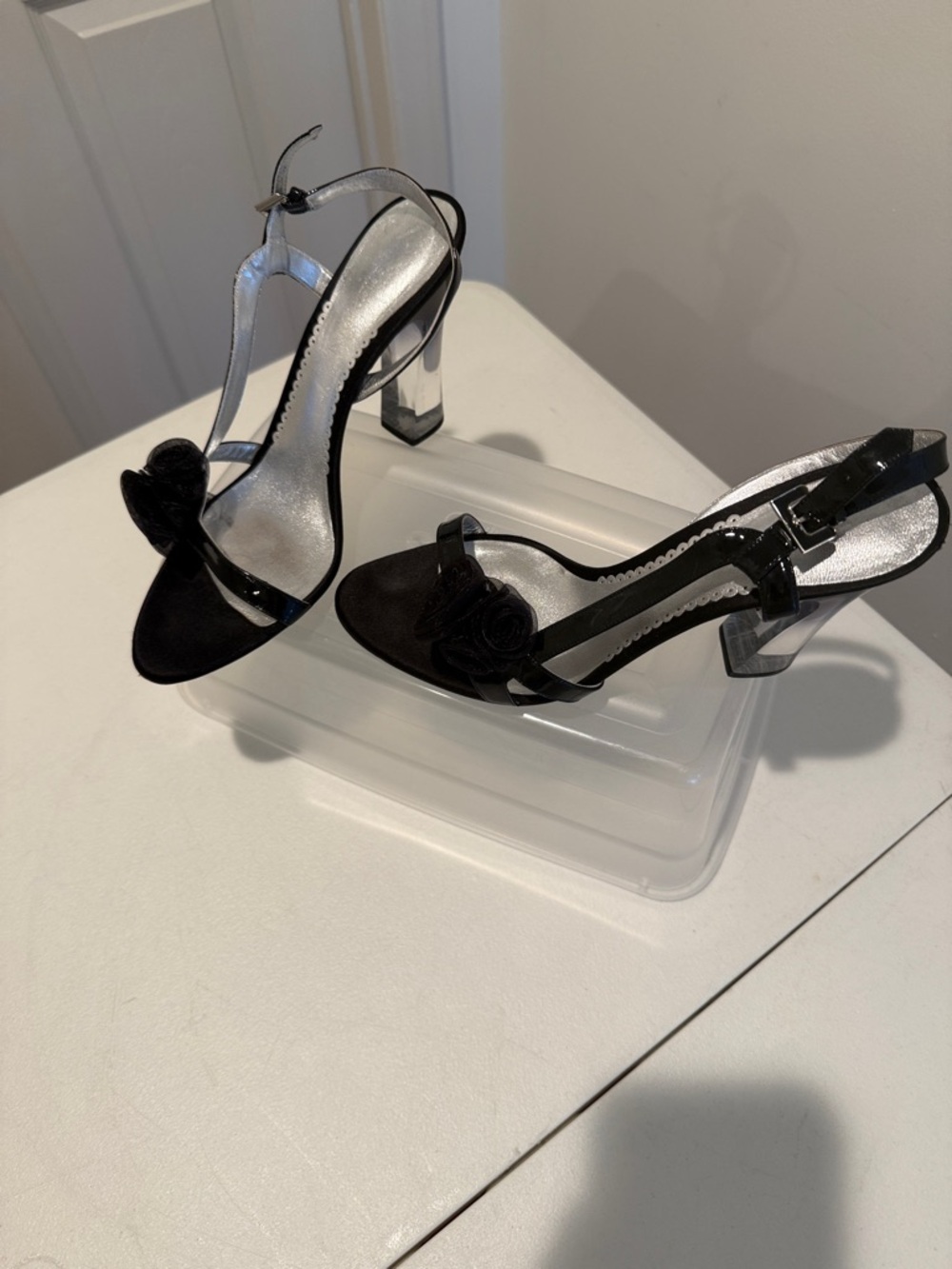 Formal Romantic Vero Cuoio Black Slingback Block Heel with Floral Accent size 41